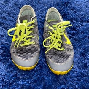 Mike women’s running shoes